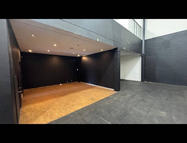 322M² WAREHOUSE TO LET IN LINBRO PARK